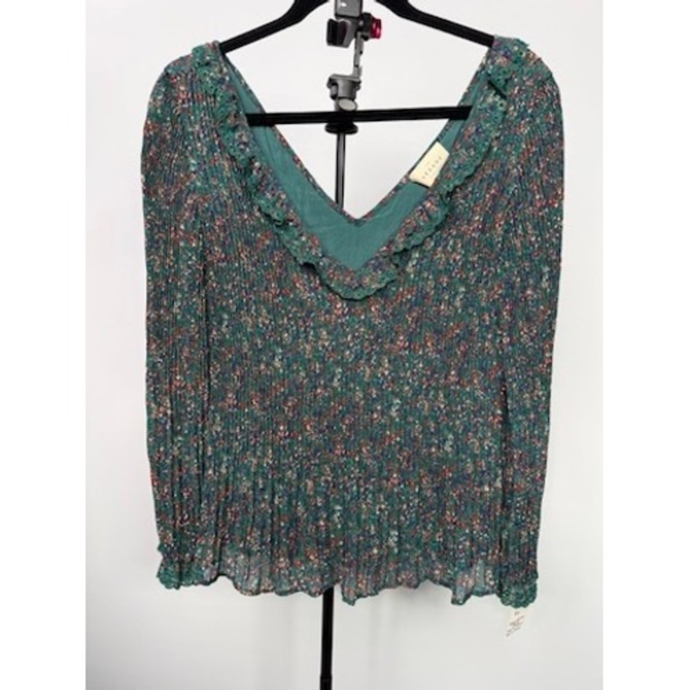 Sezane Sybille Blouse Green Floral Plisse Pleated Eyelet Lace V-Neck Small 36